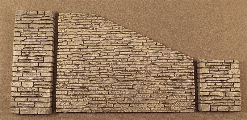 R.H. Incline Stone Retaining Wall Panel