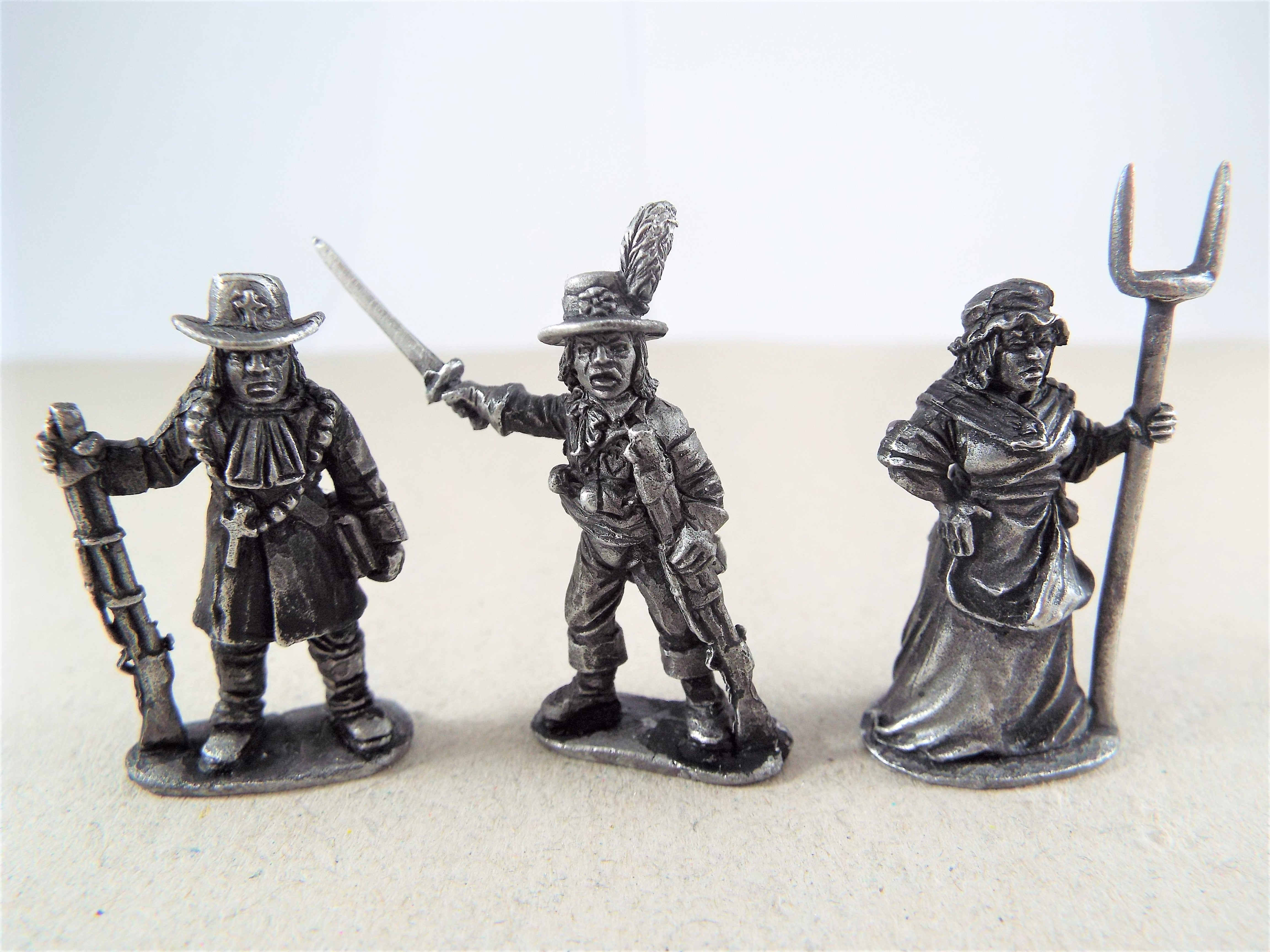 Officer, Priest et Une Dame - Formidable!