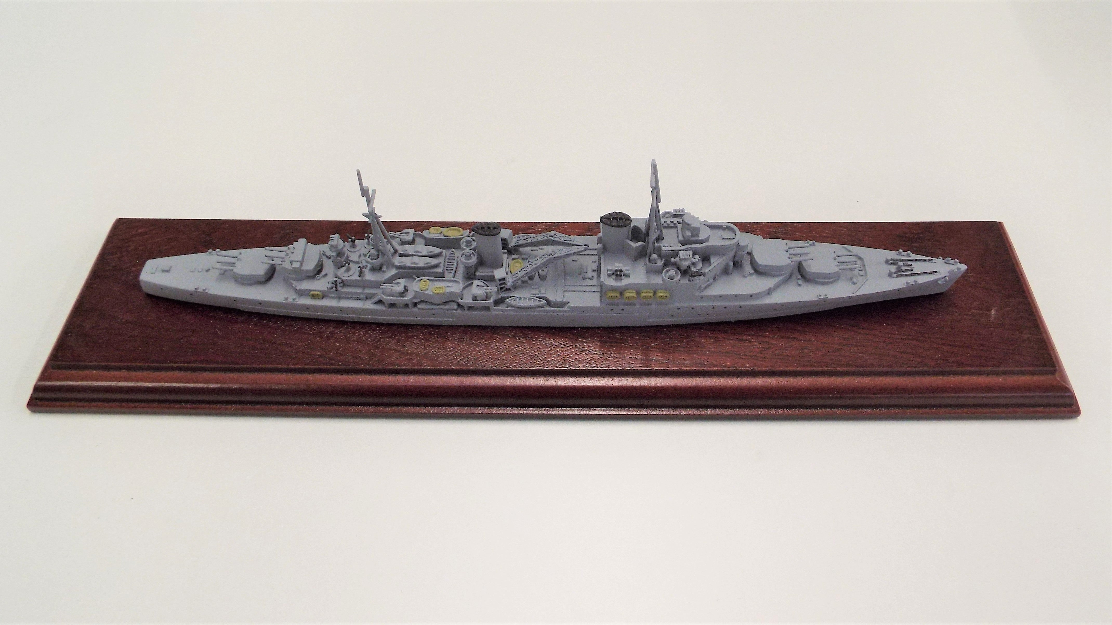 HMS KENYA Colony Class 1941 *LIMITED EDITION*